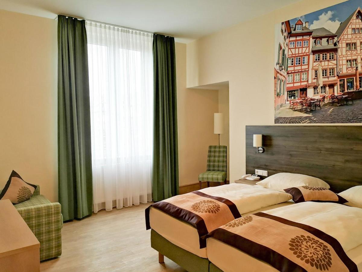 Hotel Mainzer Hof 3*